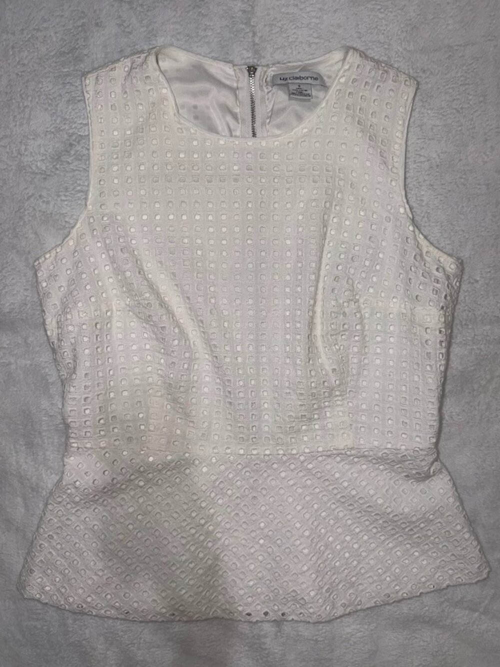 Liz Claiborne White Eyelet Sleeveless Peplum Top Blouse Size 6
